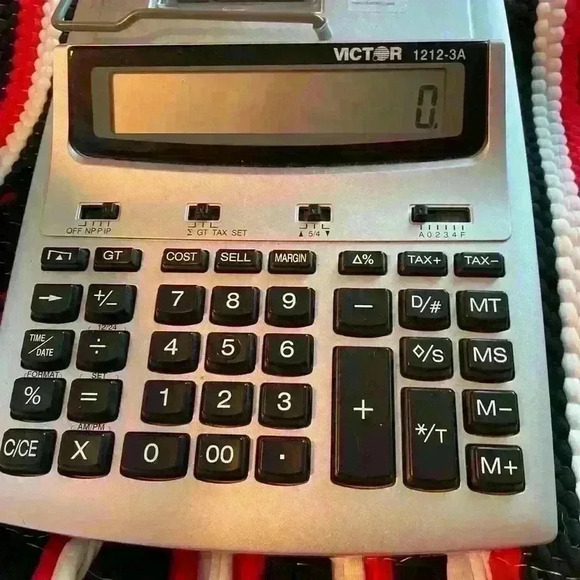 Victor 1212-3a digit commercial printing calculator 9.75x7.75 plug in or 4AA . - Picture 3 of 8